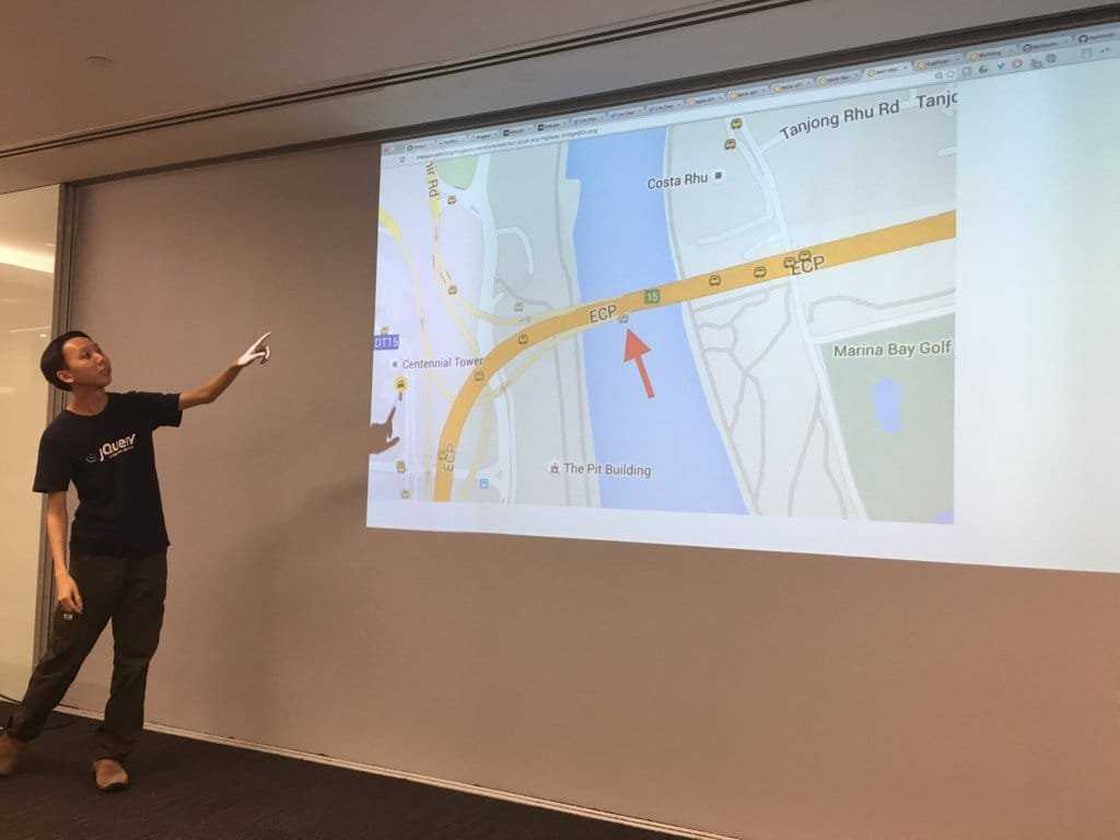 Chee Aun speaking at Talk.JS about TaxiRouter SG in 2016